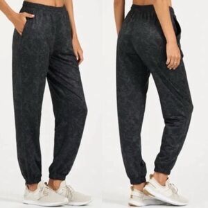 Vuori Women’s Performance Jogger - Charcoal Tie Dye - X-Small